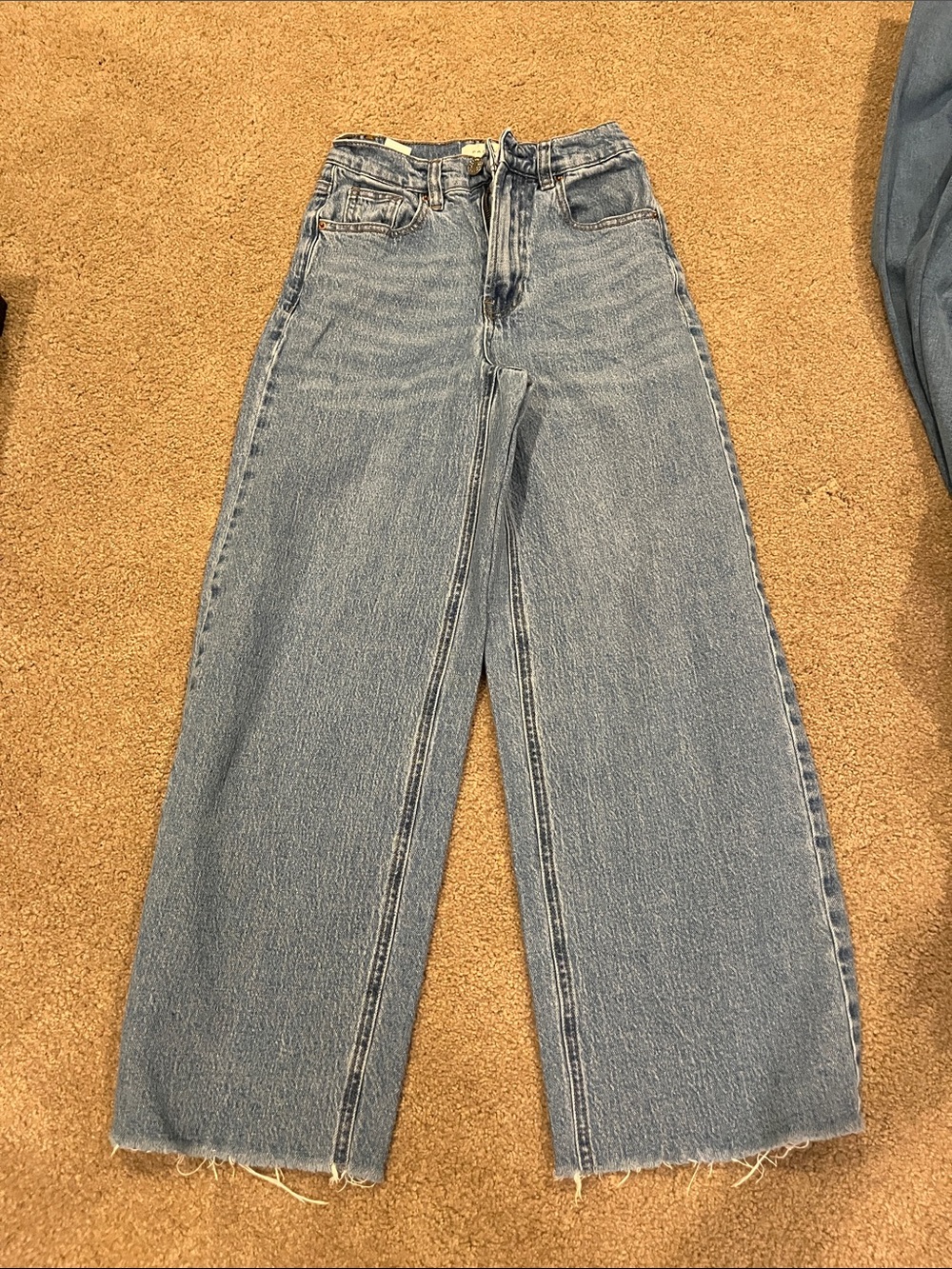 PacSun High-Rise Wide Leg Jeans - Light Blue Wash